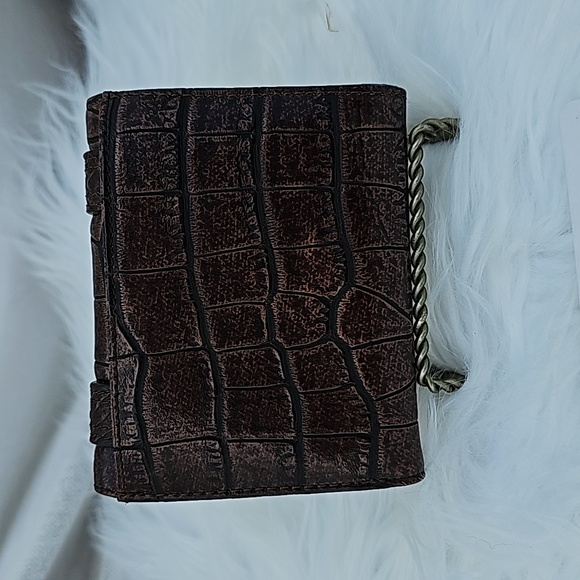 NWT Mondani Leather Trifold - Picture 3 of 8